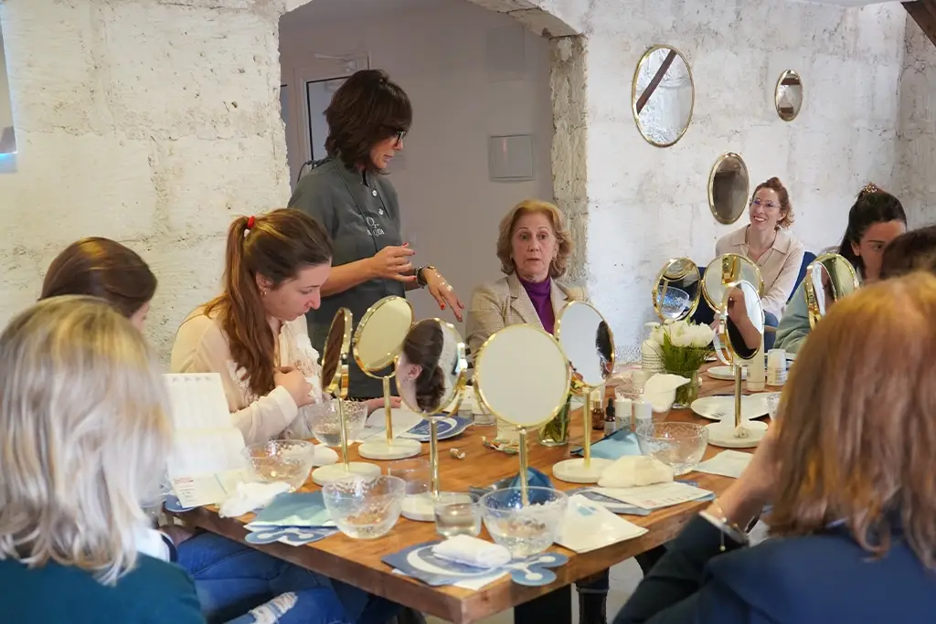 Gruppe während eines Workshops im Espai Tu/You